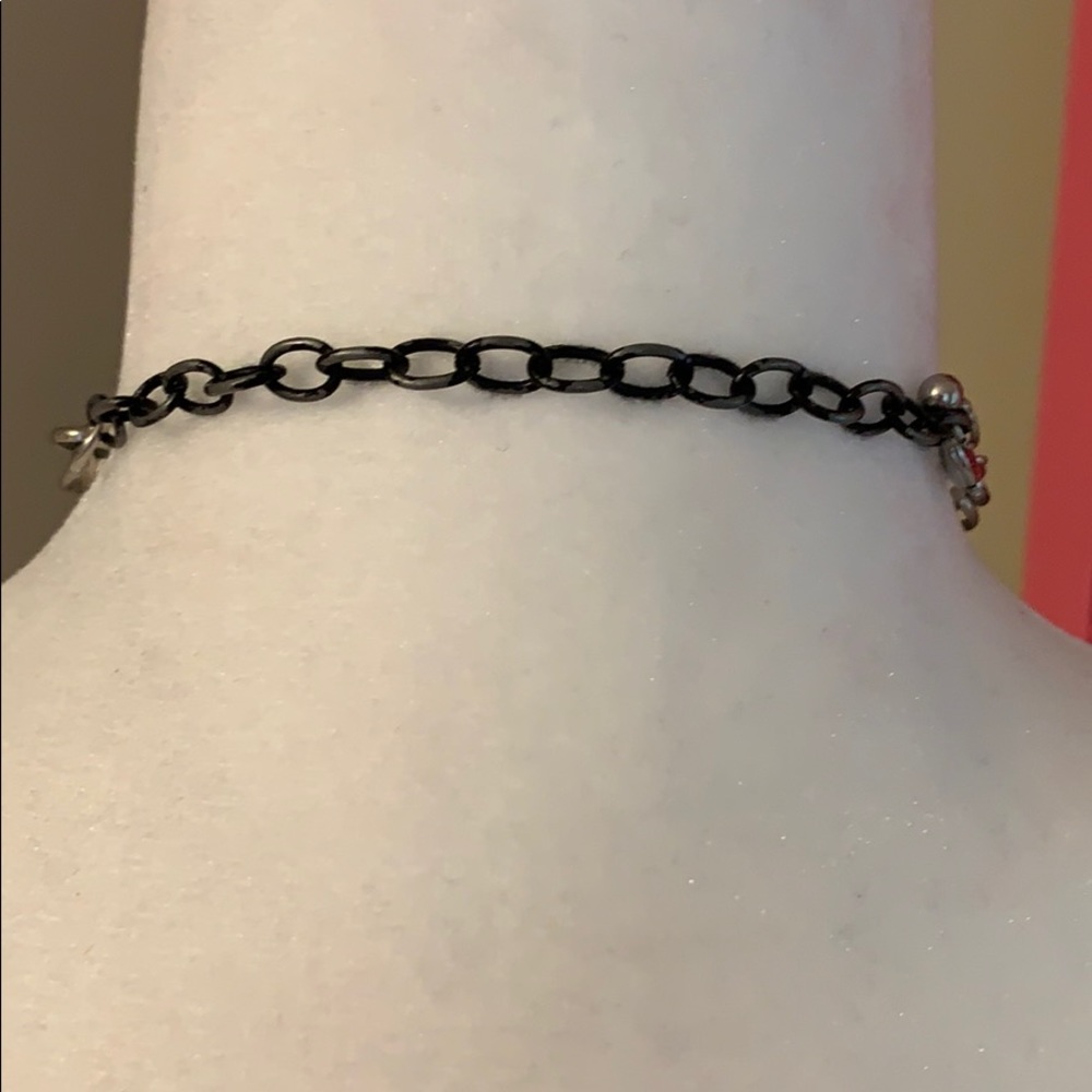 Fun statement necklace - Picture 3 of 4